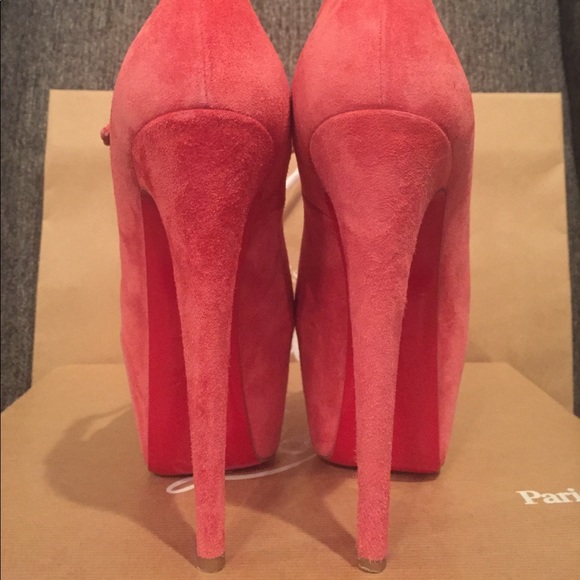 Christian Louboutin Lady Highness - Picture 3 of 3
