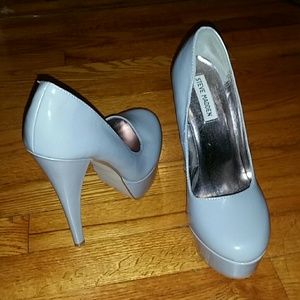 Madden Raver Grey Pumps