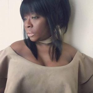 Meet your Posher, Latrica