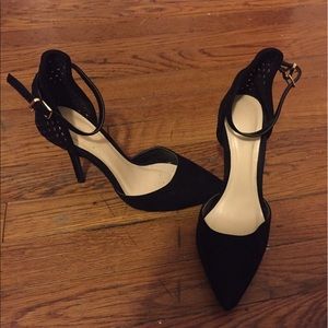 Pointed Toe Black Heels Size 6.5