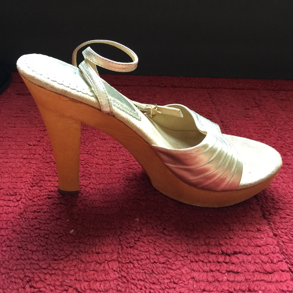 Bakers high heel shoes, size 9.5