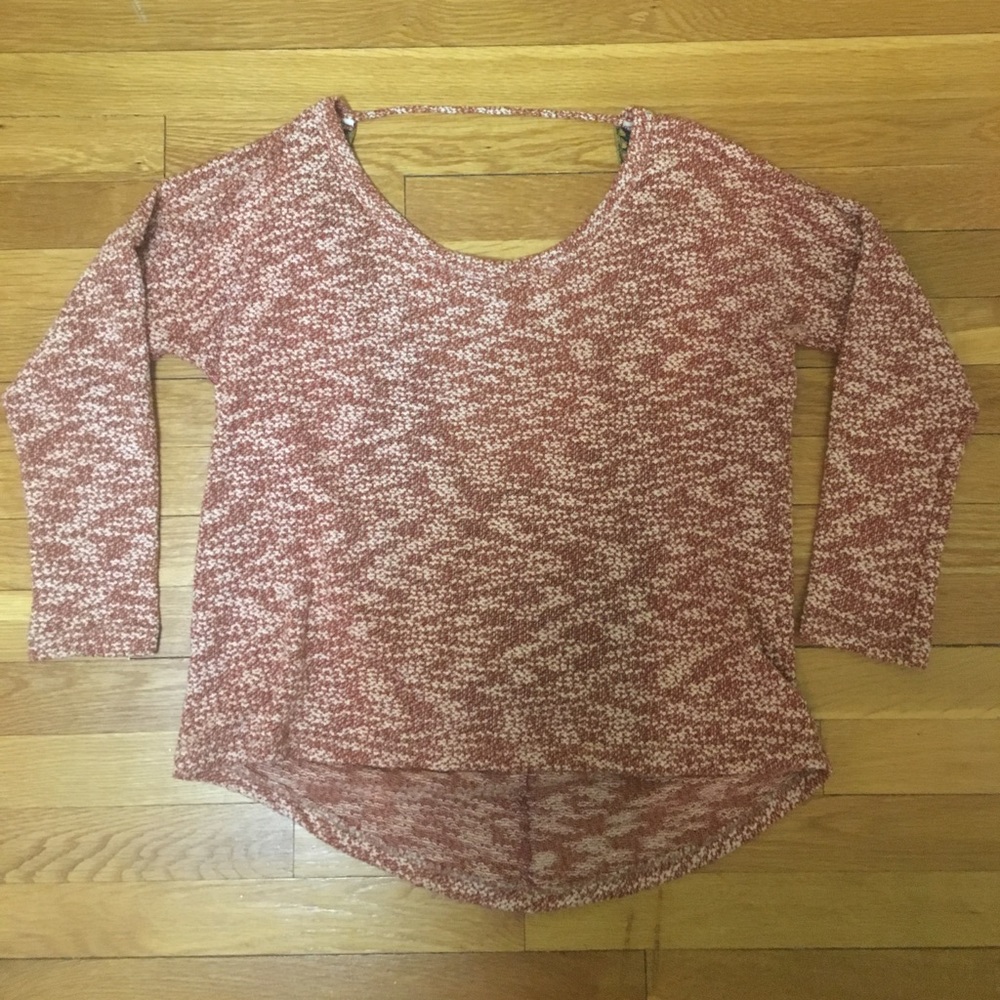 Open Back Sweater - Picture 2 of 3