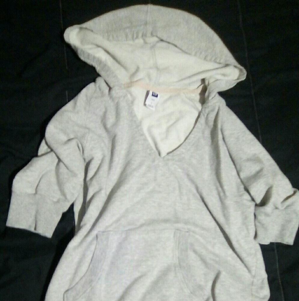 Gap casual 3/4 sleeve V neck hoodie