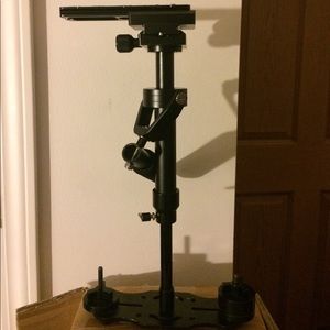 CAMERA STABILIZER