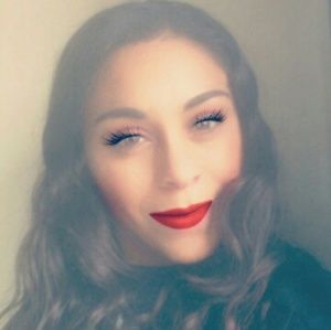 Meet your Posher, Daniela