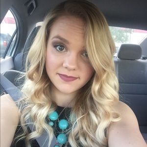 Meet your Posher, Lindsey