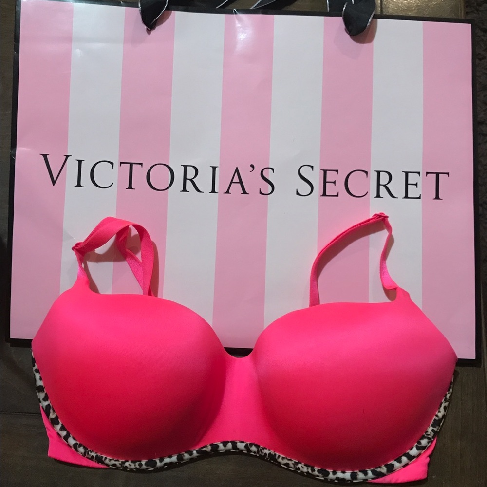 Victoria Secret push up bra-FLASH SALE! 🎉