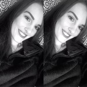 Meet your Posher, Caitlan