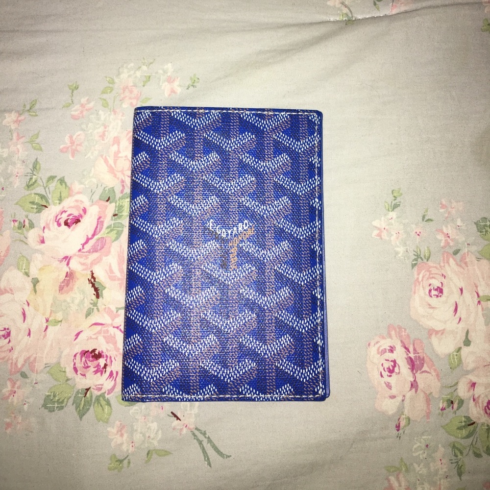 Goyard Passport Holder