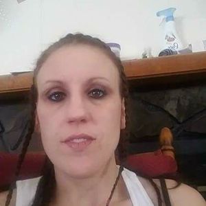 Meet your Posher, Lory