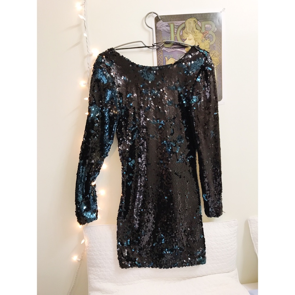 🕷🕸ZARA black sequin long-sleeve dress🌘🐾