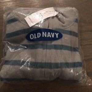 Old Navy striped pullover toddler boy
