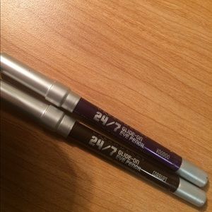 Urban decay 24/7 glide on eye pencil