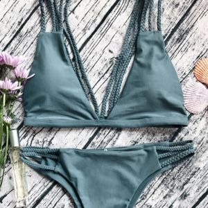 Strappy bikini!