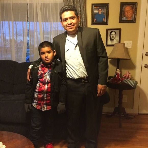 Meet your Posher, Juan - Picture 1 of 1