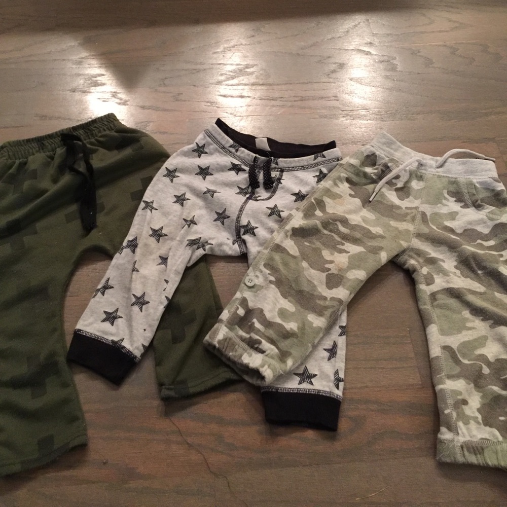 Lot of 3 boys lounge pants