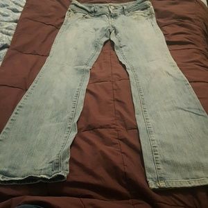 American Eagle light colored jeans
