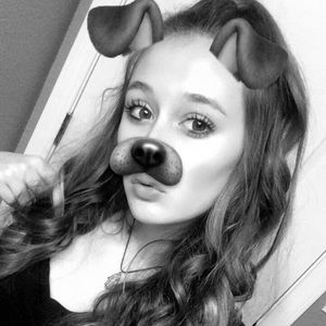 Meet your Posher, Alayna