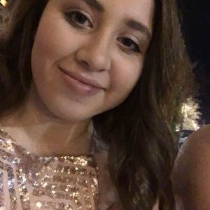 Meet your Posher, Abby