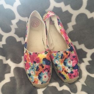 Floral espadrilles