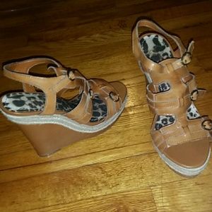 Simpson Mack Brown Wedges