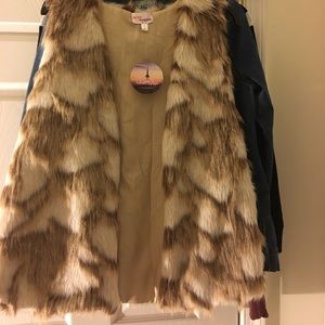 NWT Beautiful vest