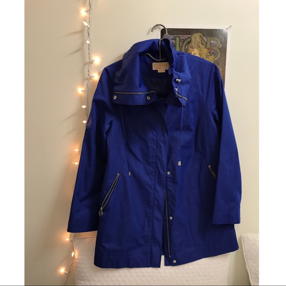 ⛈💧Michael Kors royal blue rain coat☔️❄️