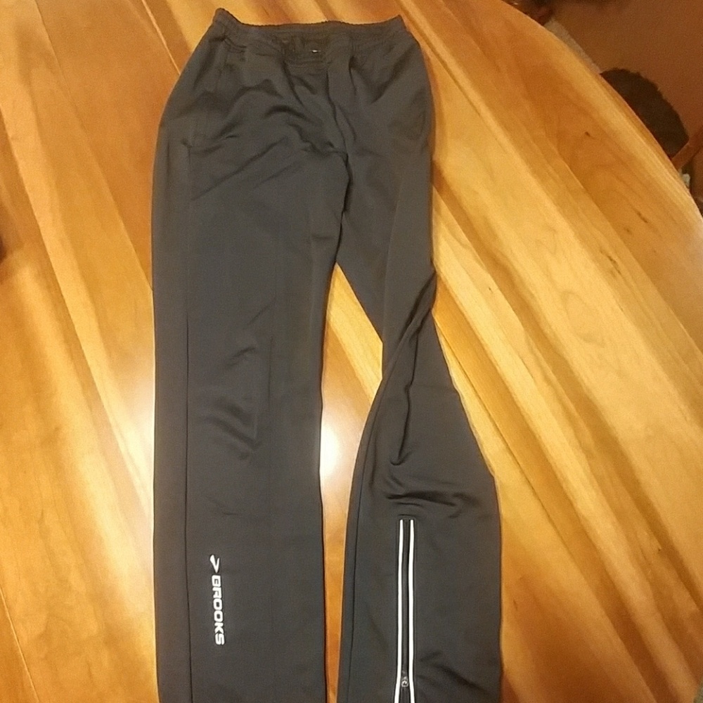 Brooks running sweat pants