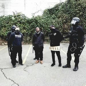 Meet your Posher, Bobby