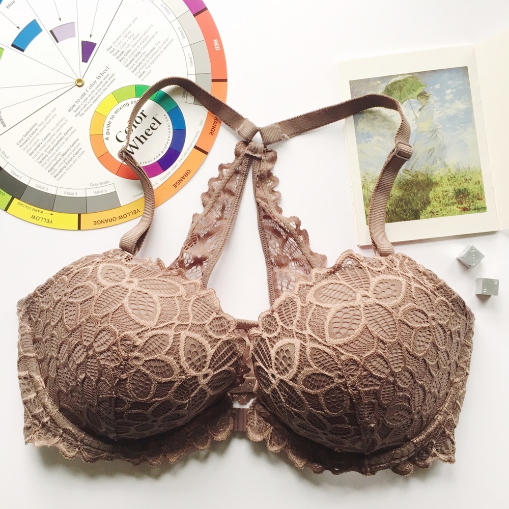 VS Pink 34DD Brand New Push up.