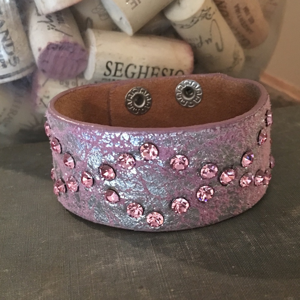 💗Pink Leather Bracelet💗