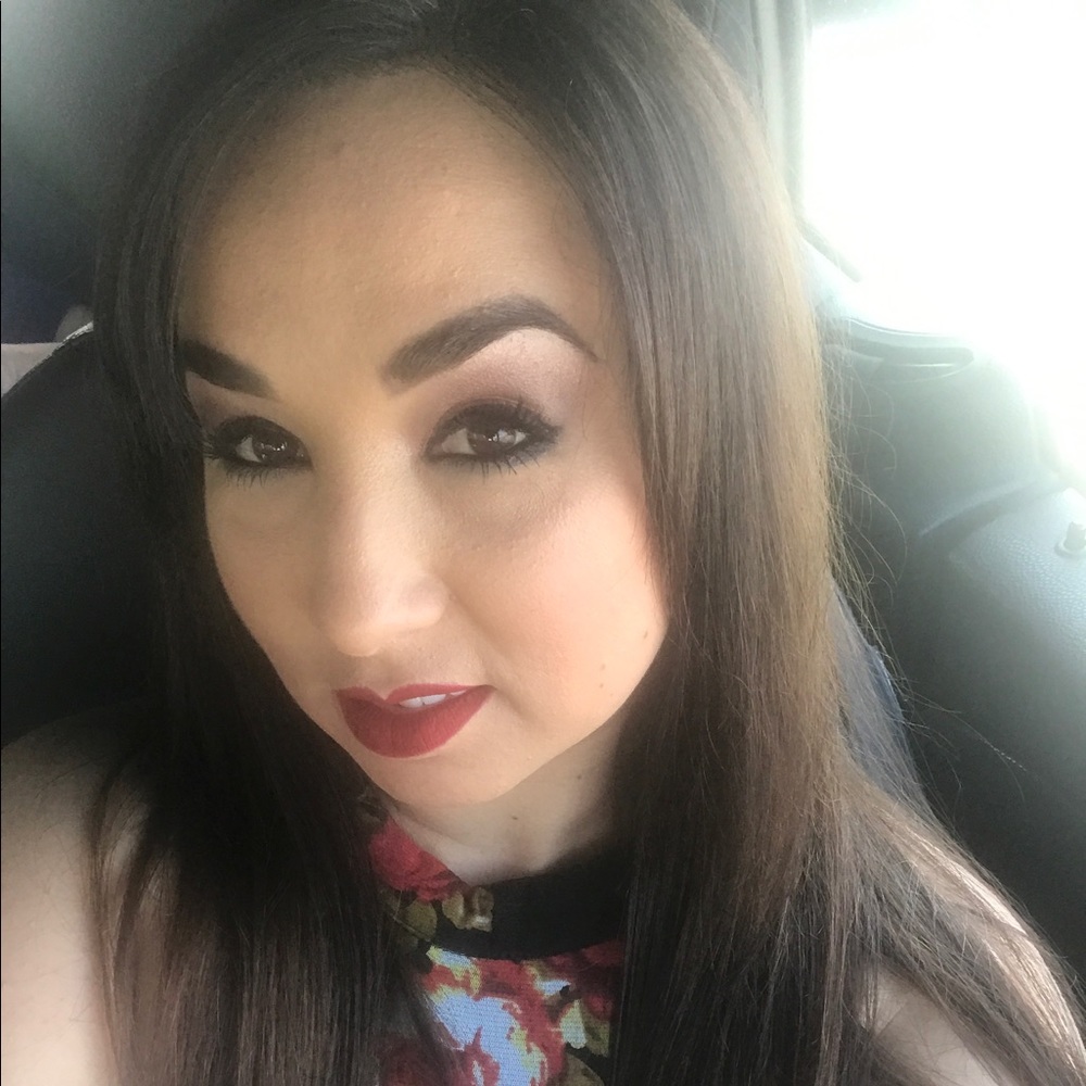 Meet your Posher, Rosalba