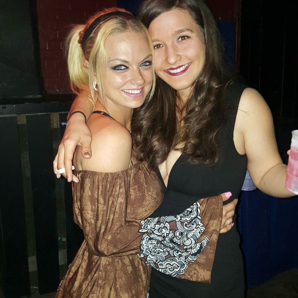 Meet your Posher, Leah