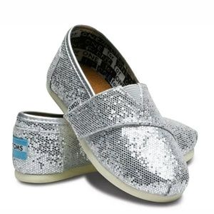 New Tom's kid silver glitter shoes size T11