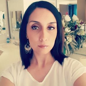 Meet your Posher, Manuela