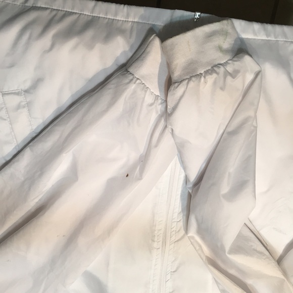 ULT windbreaker - Picture 4 of 4