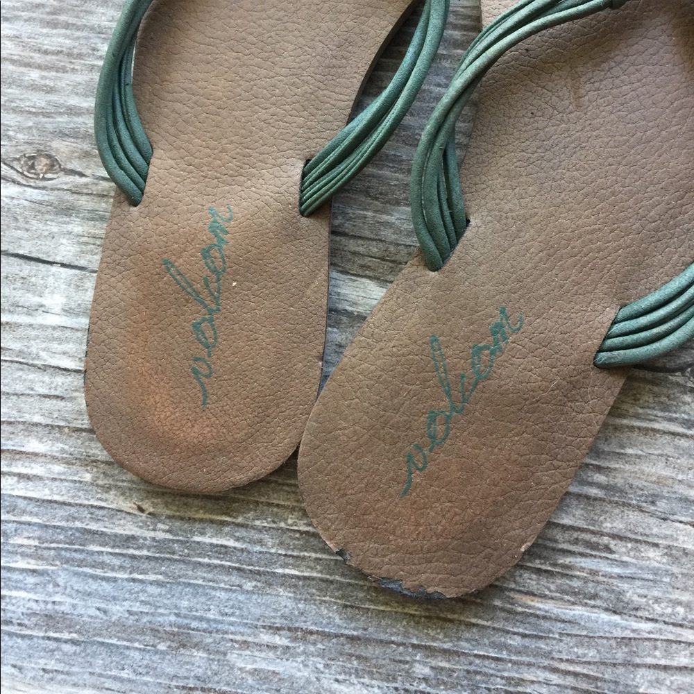 Volcom Green Rope Slippers Size 6 - Picture 2 of 4