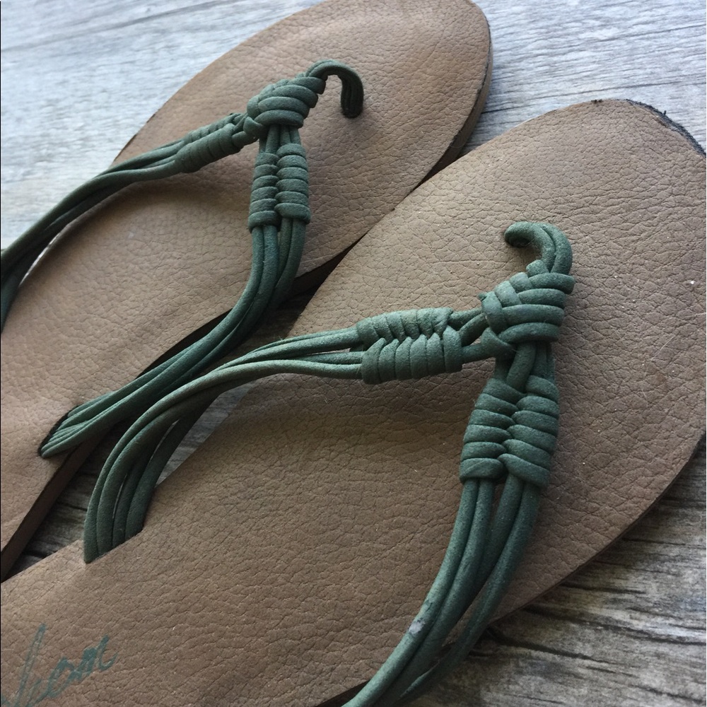 Volcom Green Rope Slippers Size 6 - Picture 3 of 4