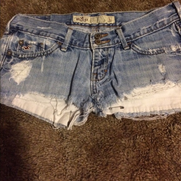 Shorts - Picture 1 of 2