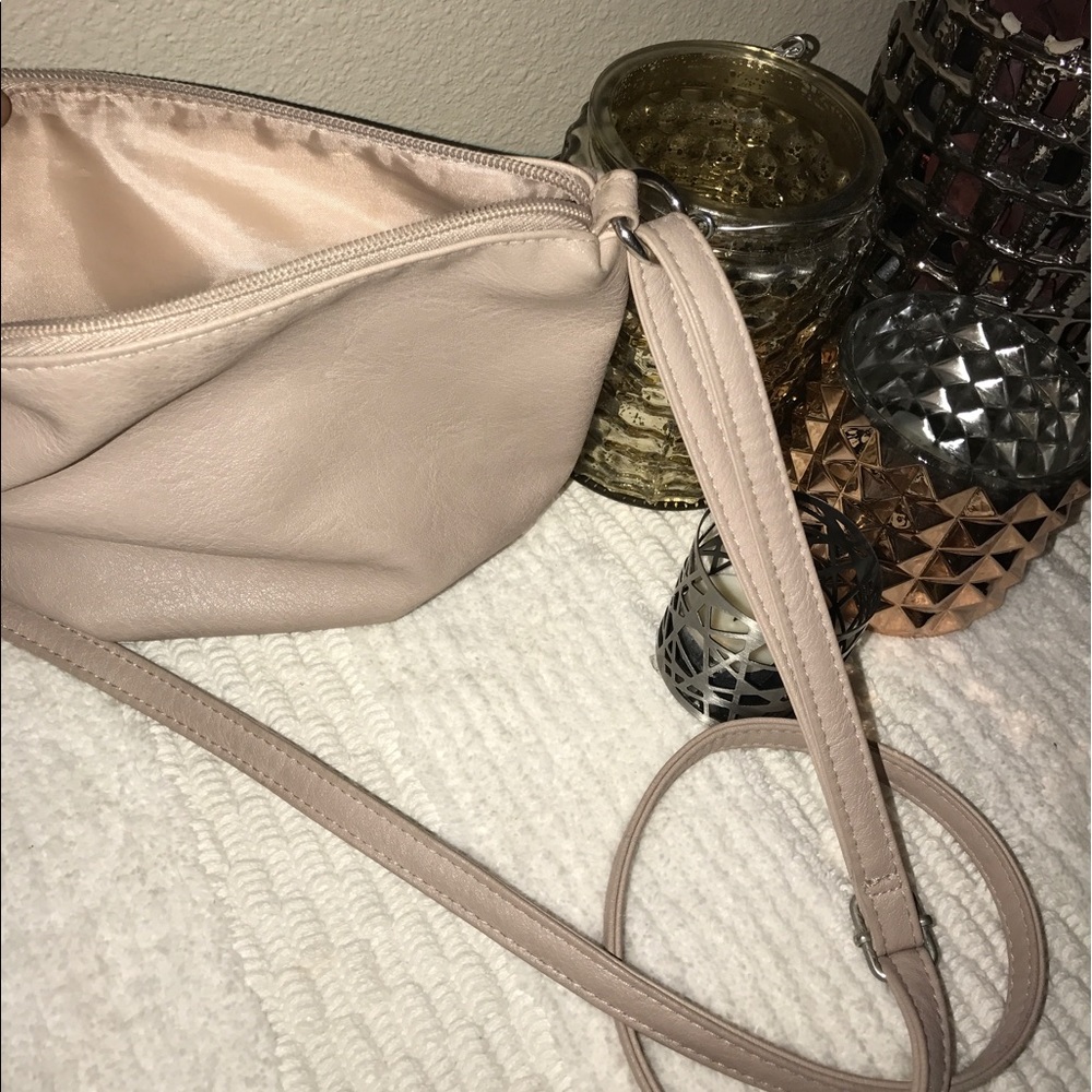 Pink crossbody - Picture 2 of 2