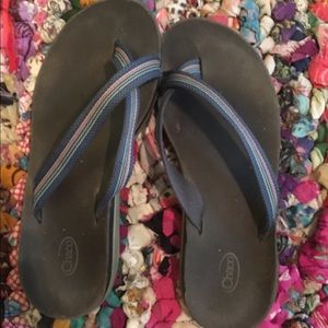 chacos chaco flip flops size 9