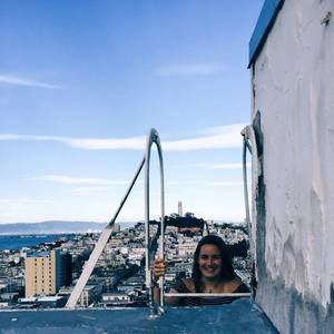 Meet your Posher, Isabelle