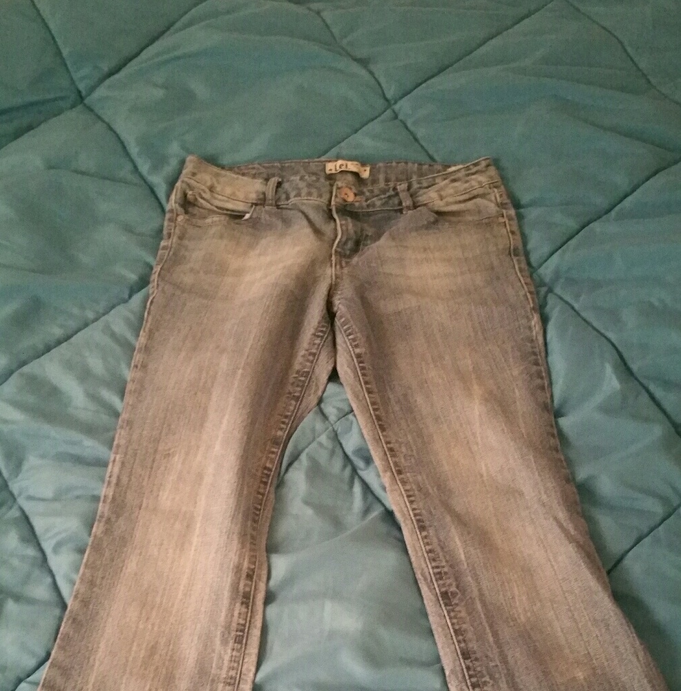 LEI flare jeans, excellent condition