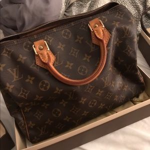 Louis Vuitton Monogram Speedy 30