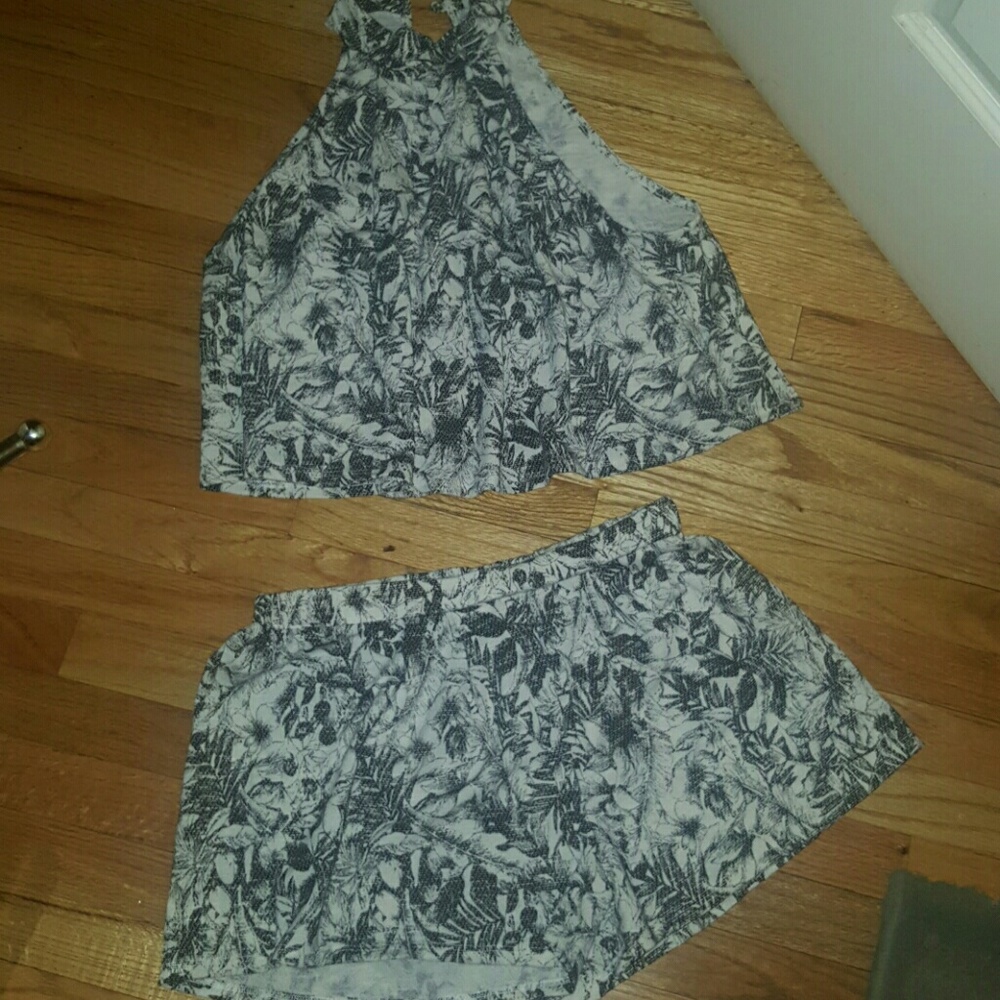 2 piece set