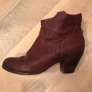 Sam Edelman burgundy boots