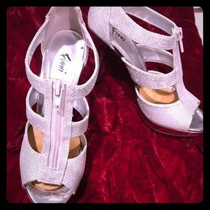 Cute sparkley open toed heels