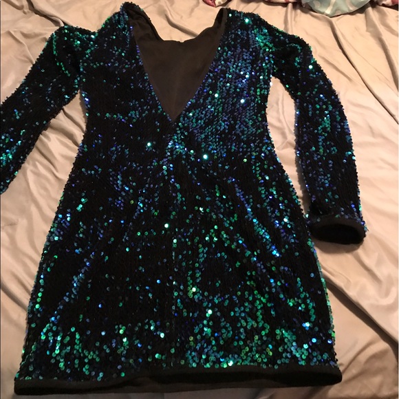 Sparkly emerald dress - Picture 2 of 3