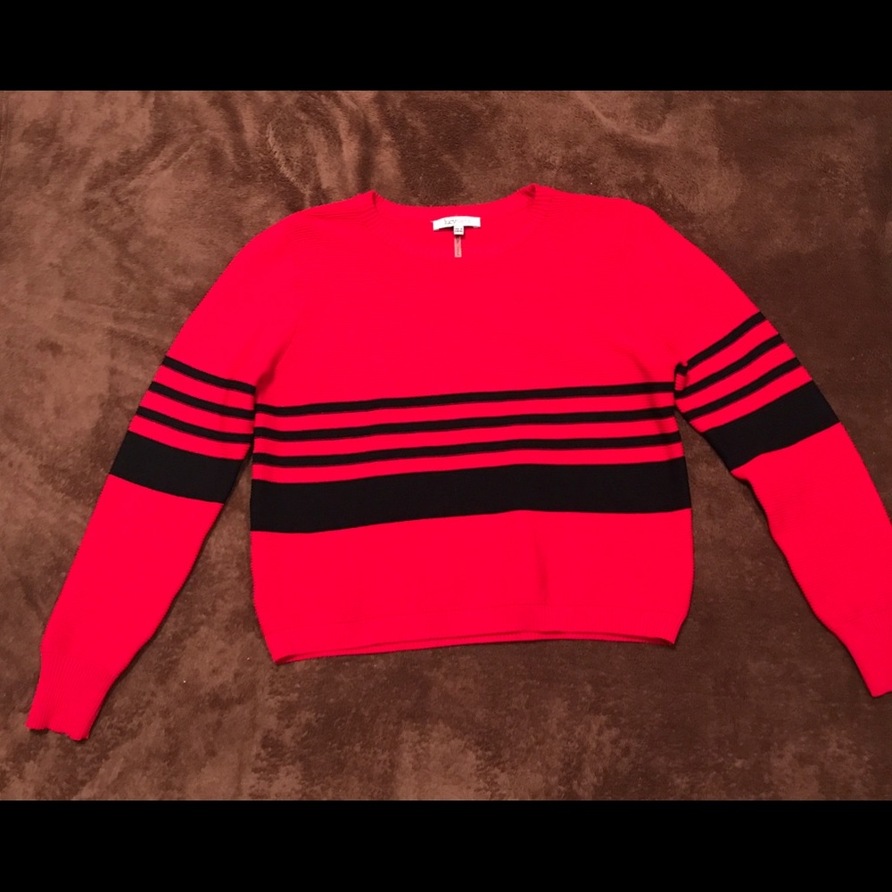 Red & Black Horizontal Strips ColorBlock Crop-Top