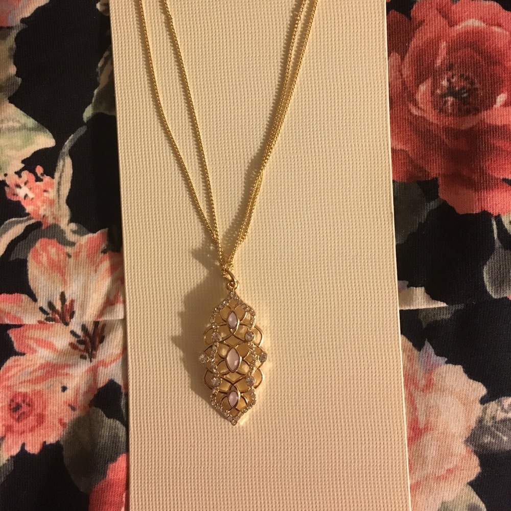NWT LC Lauren Conrad necklace
